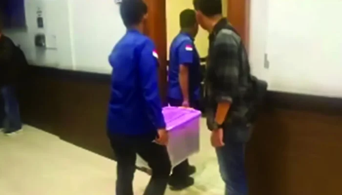 Kantor Dinas TPHBun Sulsel Digeledah Kejati, Dugaan Korupsi Bibit Nanas Rp60 M Era Pj Gubernur Bahtiar