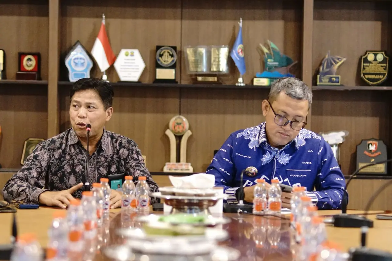 Bertemu dengan Distributor Pupuk, Bupati Jeneponto: Pemerintah Komitmen Pupuk Diterima Petani Tepat Waktu Sesuai Kebutuhan