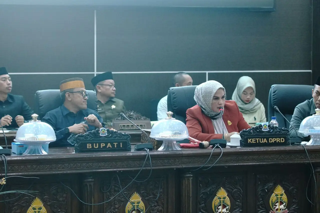 Bupati Jeneponto Hadiri Rapat Paripurna DPRD Jeneponto Tentang Penyerahan Ranperda APBD 2026
