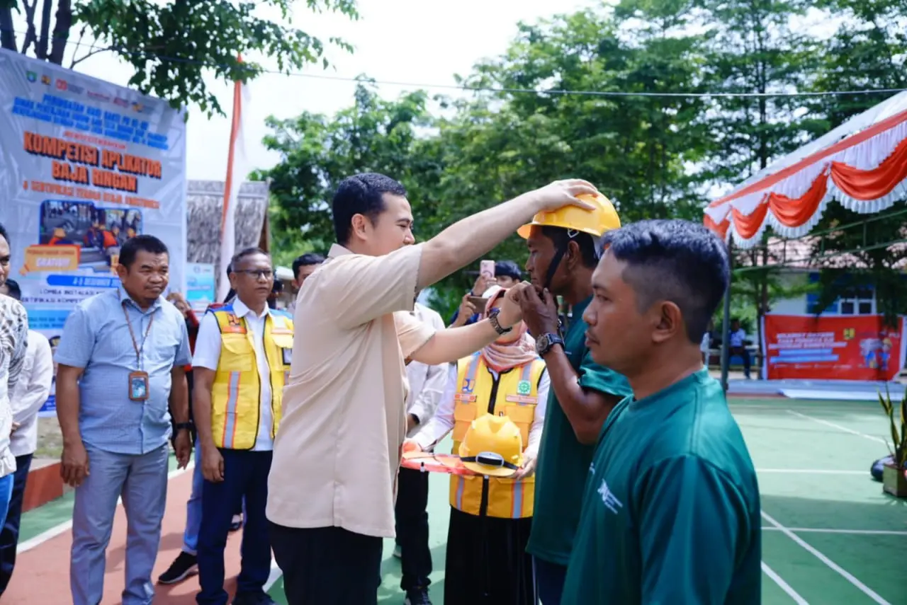 Bupati Pangkep Buka Kompetisi Aplikator Baja Ringan, Dorong Pekerja Konstruksi Miliki Sertifikasi Resmi