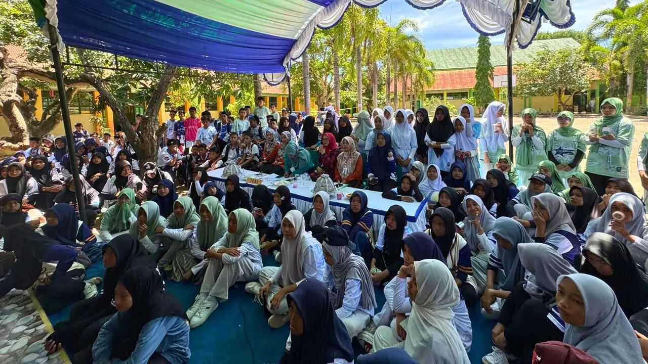 Pasca Viralnya Perkelahian Antar Siswa di Media Sosial, Polres Jeneponto Berikan Pembinaan Siswa MTsN 1 Jeneponto