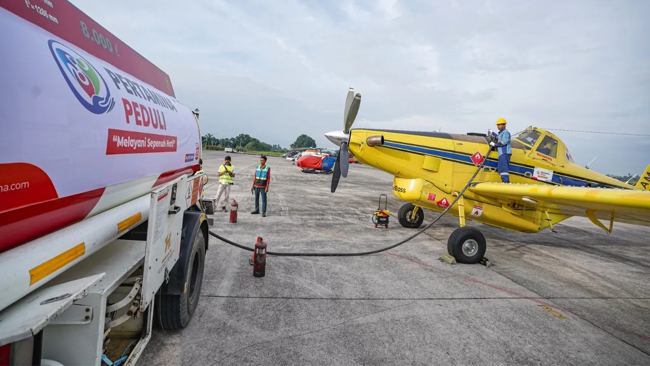 Pertamina Kirim BBM ke Bener Meriah via Udara, Air Tractor Lepas Landas dari Kualanamu