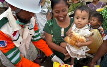 YBM PLN UID Sulselrabar Salurkan Bantuan Kemanusiaan untuk Warga Terdampak Banjir Bandang Aceh Utara