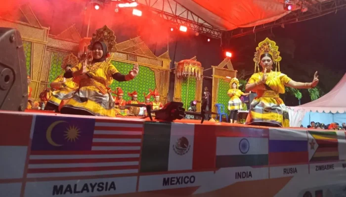 Sembilan Negara Ramaikan Adventure Culture International Folklore Festival 2025 di Pinrang