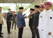 Munafri Pimpin Upacara Hari Bela Negara ke-77, Paskibraka Makassar Terima Pin Emas