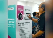 DPMPTSP Makassar Hadirkan Reverse Vending Machine di MPP, Warga Bisa Tukar Botol Plastik Jadi Poin