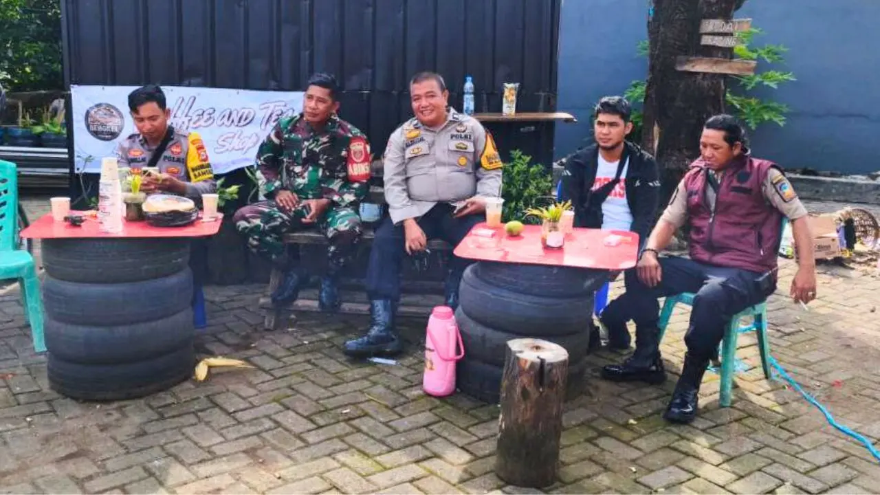 Pastikan Ibadah di Gereja Aman, Polsek Manggala Turun Langsung Amankan Ibadah Misa