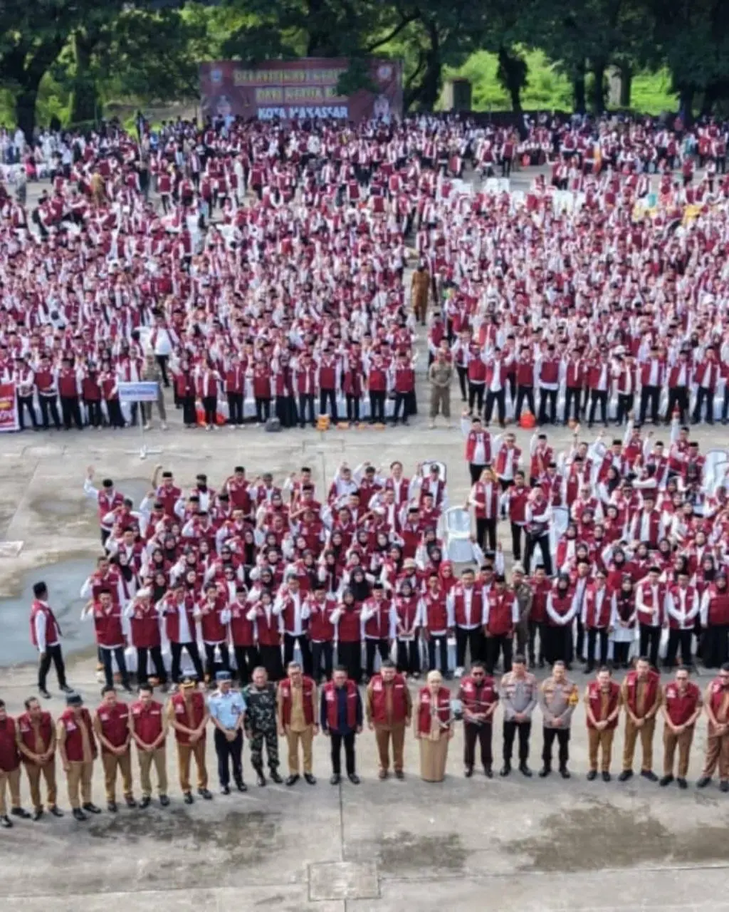 Lantik 6.032 RT/RW, Munafri Minta RT/RW Bersikap Adil dan Bijaksana