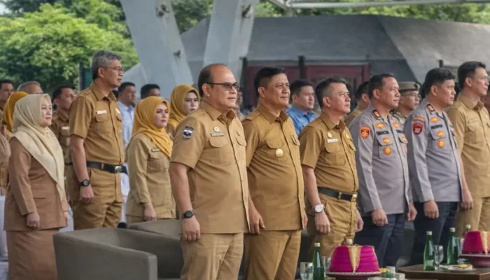 Kepala DPMPTSP Makassar Hadiri Pelantikan RT/RW, Ajak Sinergi Perkuat Pelayanan Publik