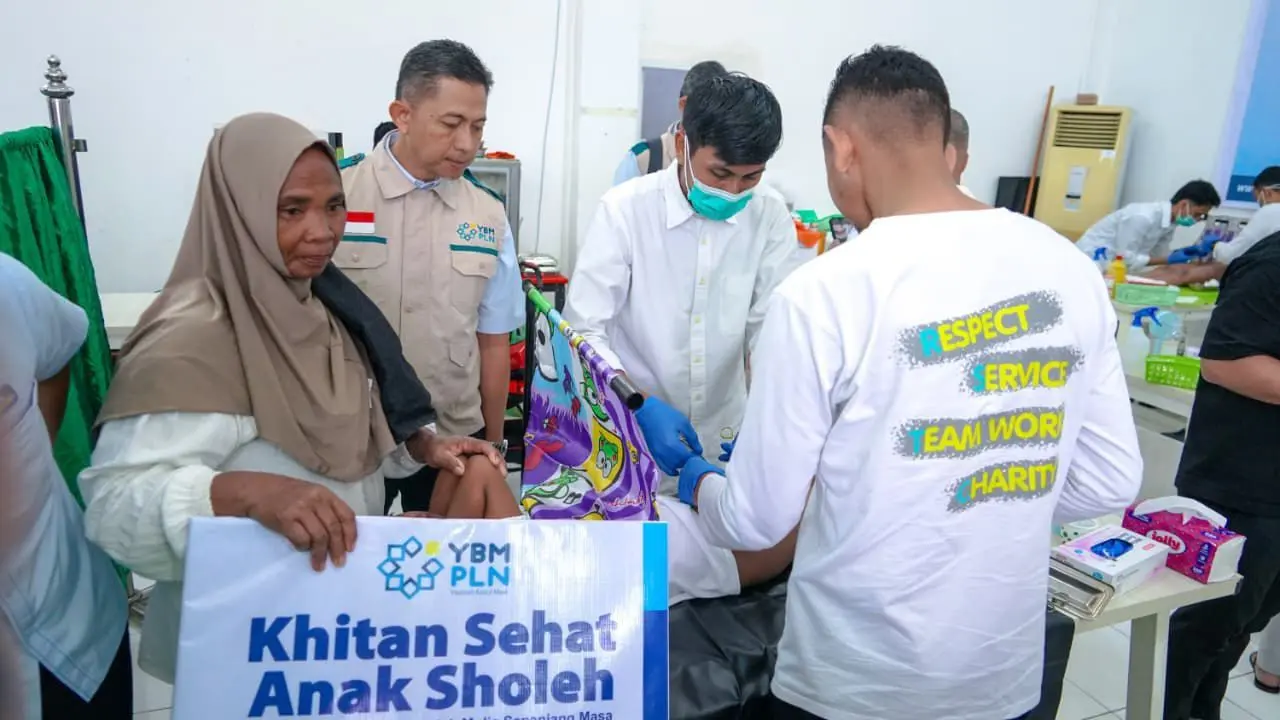 PLN UP3 Makassar Selatan Gelar Khitan Sehat Gratis untuk 111 Anak di Akhir 2025