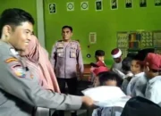 Bentuk Sinergitas dengan Pesantren, Kapolres Jeneponto Bantu MIS Baitullah Paranga Berupa Seragam Sekolah