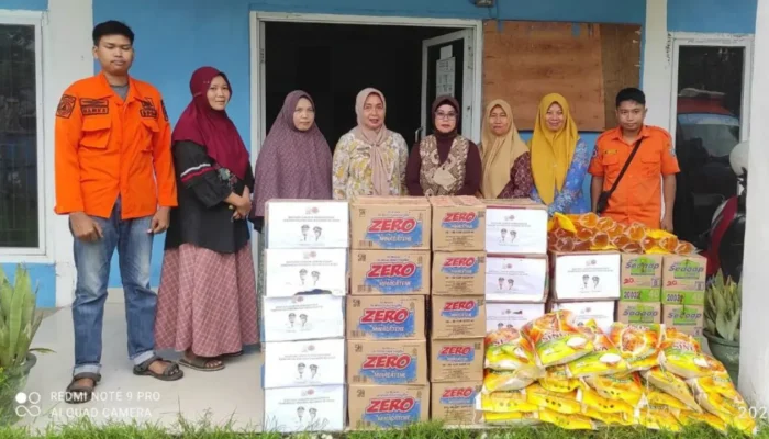 BPBD Sulsel Salurkan Bantuan untuk Korban Puting Beliung di Pangkep