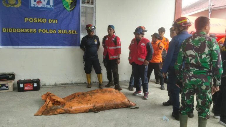 Jenazah Korban Ditemukan di Bawah Tebing Bulusaraung, Tim SAR Hadapi Medan Ekstrem
