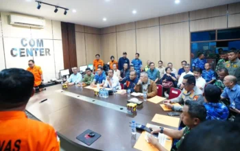 Gubernur Sulsel dan Menhub Evaluasi Pencarian Korban Pesawat ATR 42-500 di Makassar