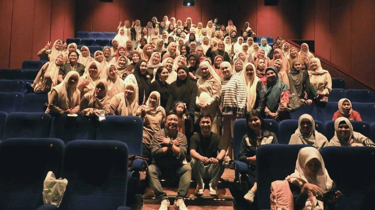 Ketua TP PKK Makassar Nonton Bareng Film Uang Passolo, Dukung Karya Sineas Lokal