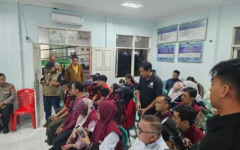 Ngopi Kamtibmas di Maloku, Kapolrestabes Makassar Ajak Warga Aktif Jaga Keamanan Lingkungan