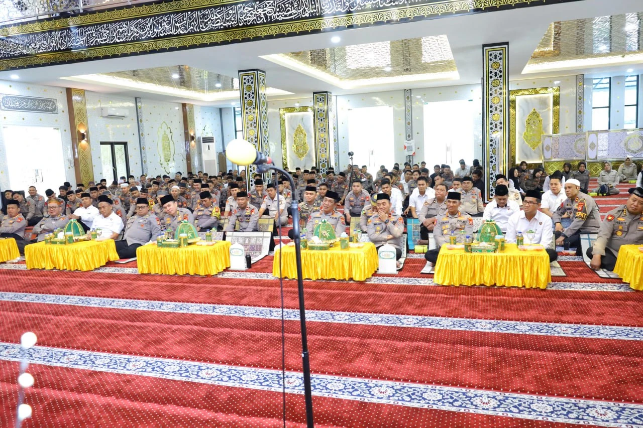 Polda Sulsel Peringati Isra Mi’raj 1447 H, Kapolda Tekankan Penguatan Iman dan Pelayanan Humanis