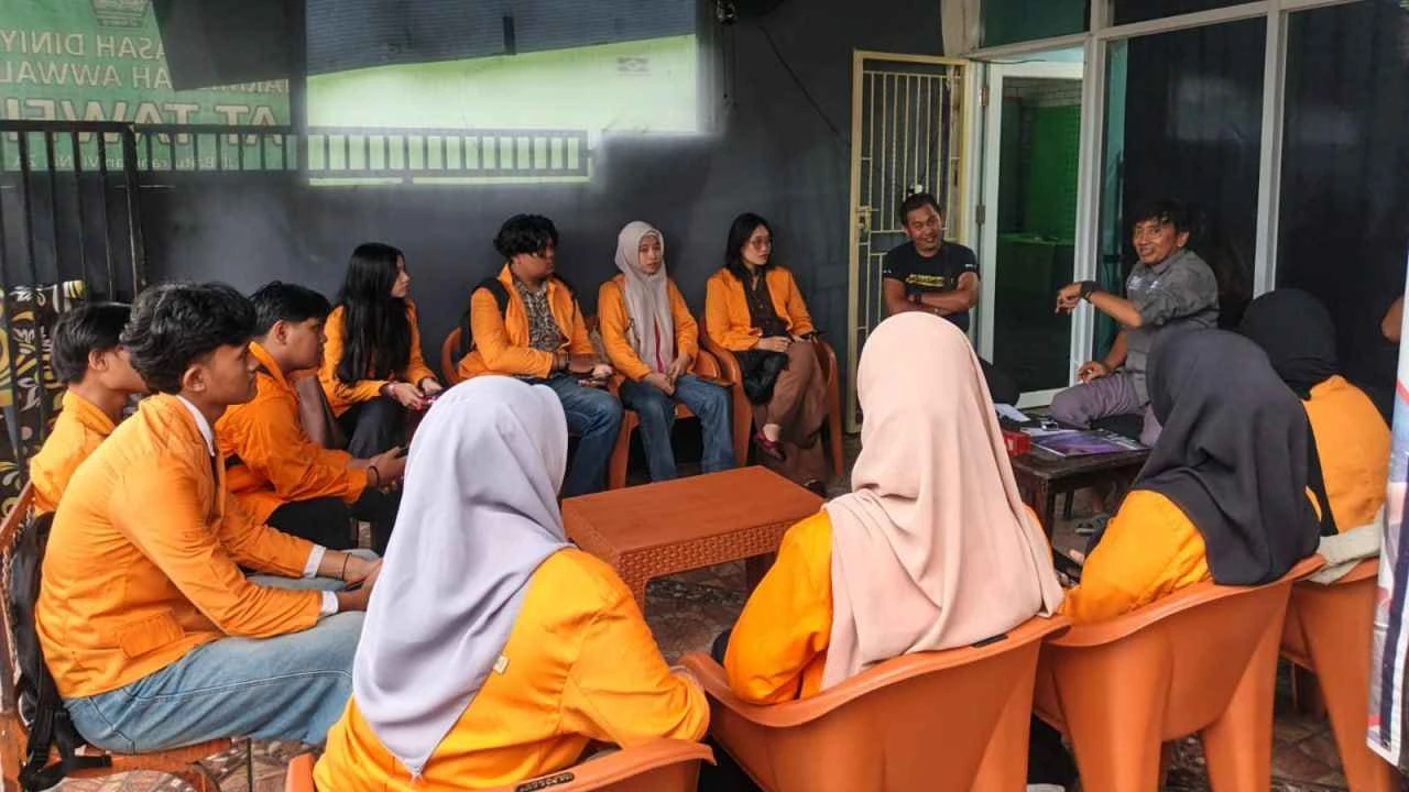 Mahasiswa UNM Kunjungi mediasulsel.com, Belajar Proses Kerja Jurnalistik Profesional