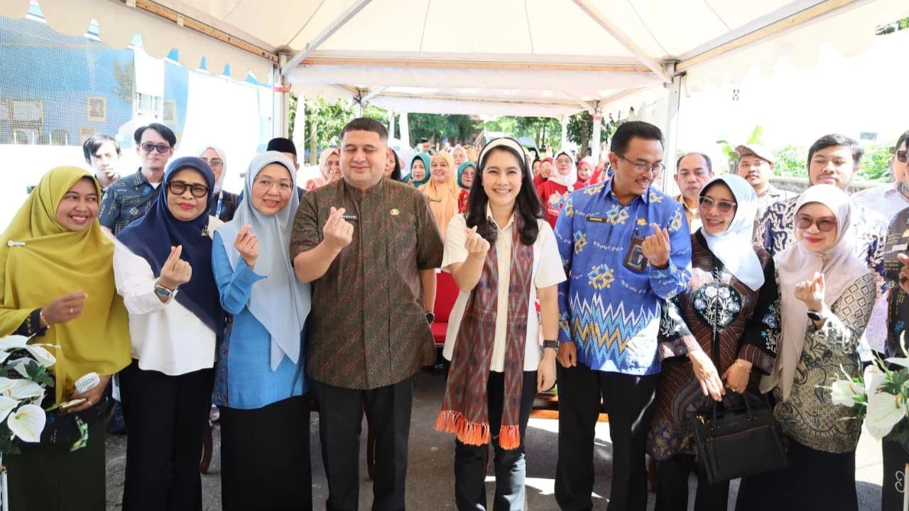 Kunjungi Kampung KB Manggala, Wamendukbangga Tertarik Program Simfoni