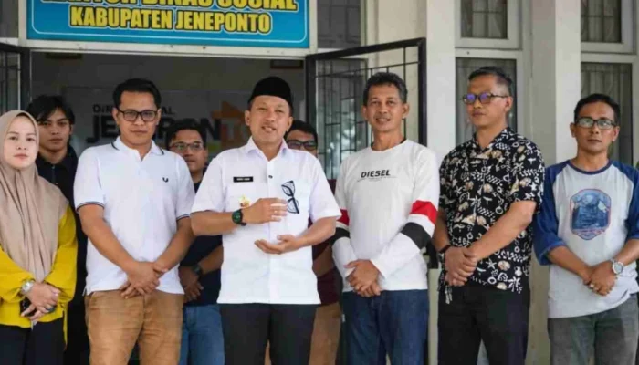 Pasca Aksi Damai Aktivis, Bupati Jeneponto Sambangi Dinsos sebagai Tindak Lanjut Soal PBI JKN