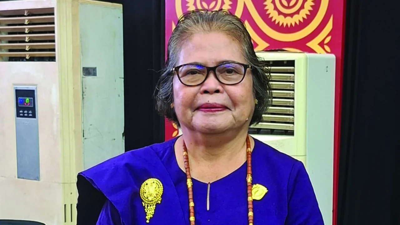 Ketua DPRD Toraja Utara, Dra. Hermin Sa’pang Matandung, M.MPd