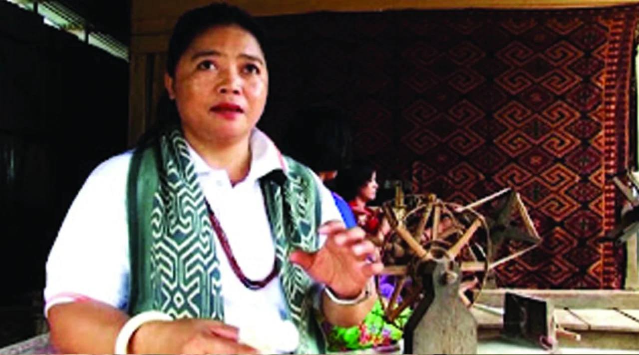Tali To Batu, Tenun Ikat Langka Rongkong yang Menyimpan Jejak Leluhur dan Sejarah Perempuan Sulawesi