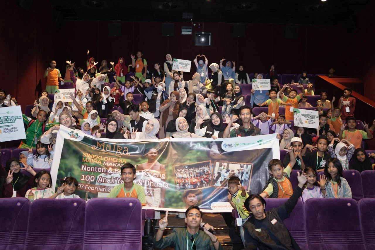 Dompet Dhuafa Sulsel Ajak 100 Anak Yatim dan Dhuafa Nonton dan Belanja di MTOS