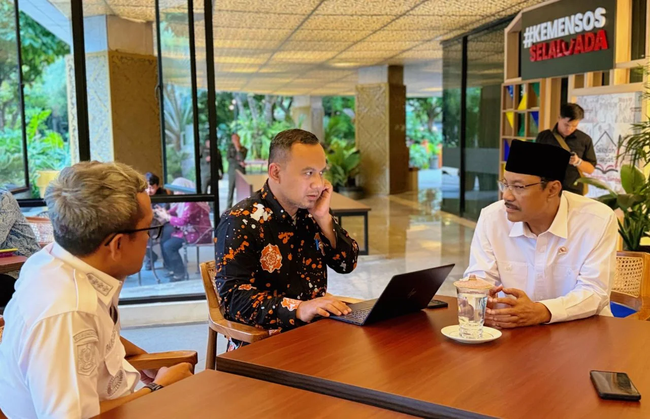 Bupati Paris Yasir Temui Mensos untuk Perjuangkan PBI BPJS Kesehatan dan Sekolah Rakyat di Jeneponto