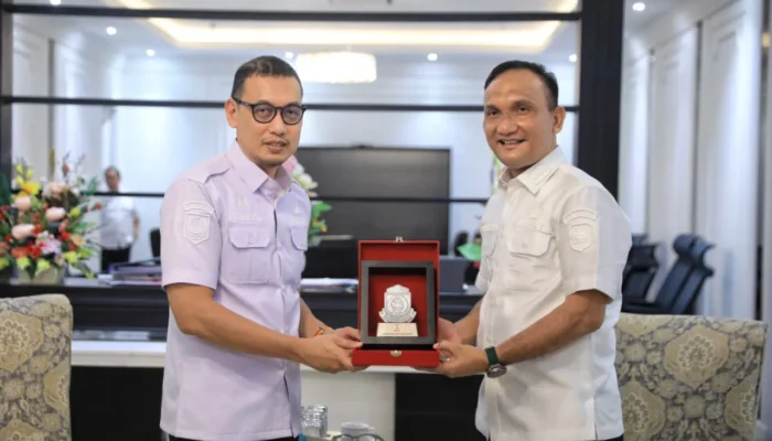 Sekda Makassar Terima Kunjungan Bupati Sarolangun, Bahas PAD dan Tata Kelola Pemerintahan