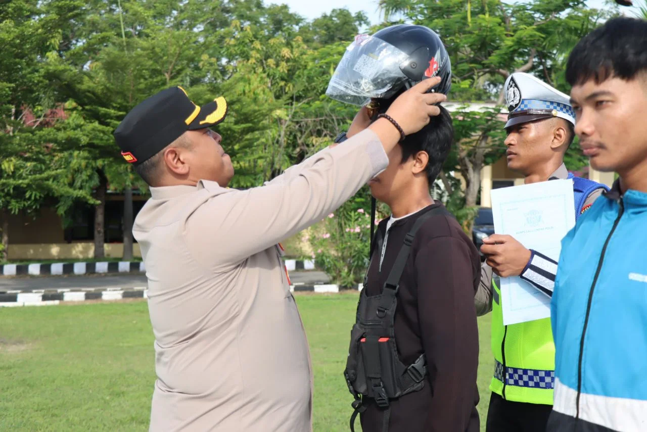 Kapolres Jeneponto Kumpulkan Ojol, Ojek dan Kurir di Jeneponto, Sebut Mereka “Sensor Keamanan” di Jalan