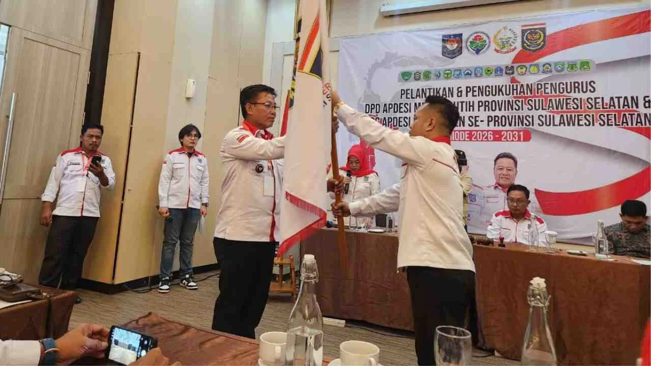 Bucek Sebut Muh Kasim Resmi Dilantik sebagai Ketua APDESI Merah Putih Jeneponto, SK Lama Otomatis Gugur 1 Bucek Sebut Muh Kasim Resmi Dilantik sebagai Ketua APDESI Merah Putih Jeneponto, SK Lama Otomatis Gugur