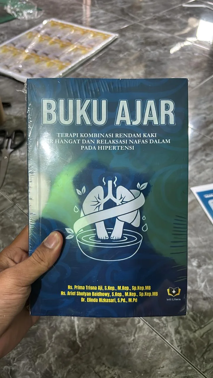 Dosen Unimus Luncurkan Buku Terapi Kombinasi, Cara Sederhana Ini Diklaim Bisa Kendalikan Kekambuhan Hipertensi 3 Dosen Unimus Luncurkan Buku Terapi Kombinasi, Cara Sederhana Ini Diklaim Bisa Kendalikan Kekambuhan Hipertensi