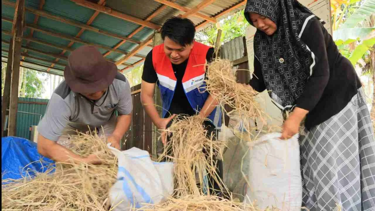 SI CADIAK Ubah Limbah Jadi Cuan, Program Pertamina Dongkrak Pendapatan Warga hingga 63%