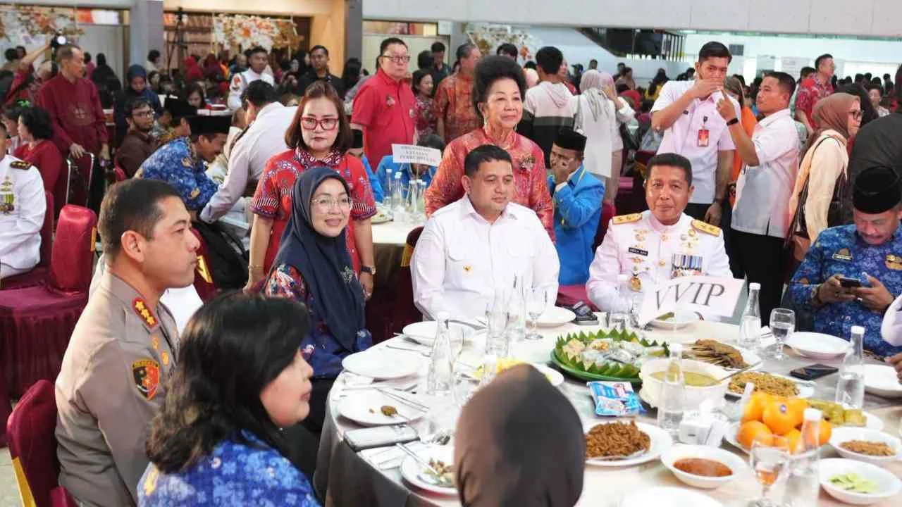 Di Perayaan Imlek Makassar, Melinda Aksa Munafri Bicara Kebersamaan Lintas Etnis 2 Di Perayaan Imlek Makassar, Melinda Aksa Munafri Bicara Kebersamaan Lintas Etnis