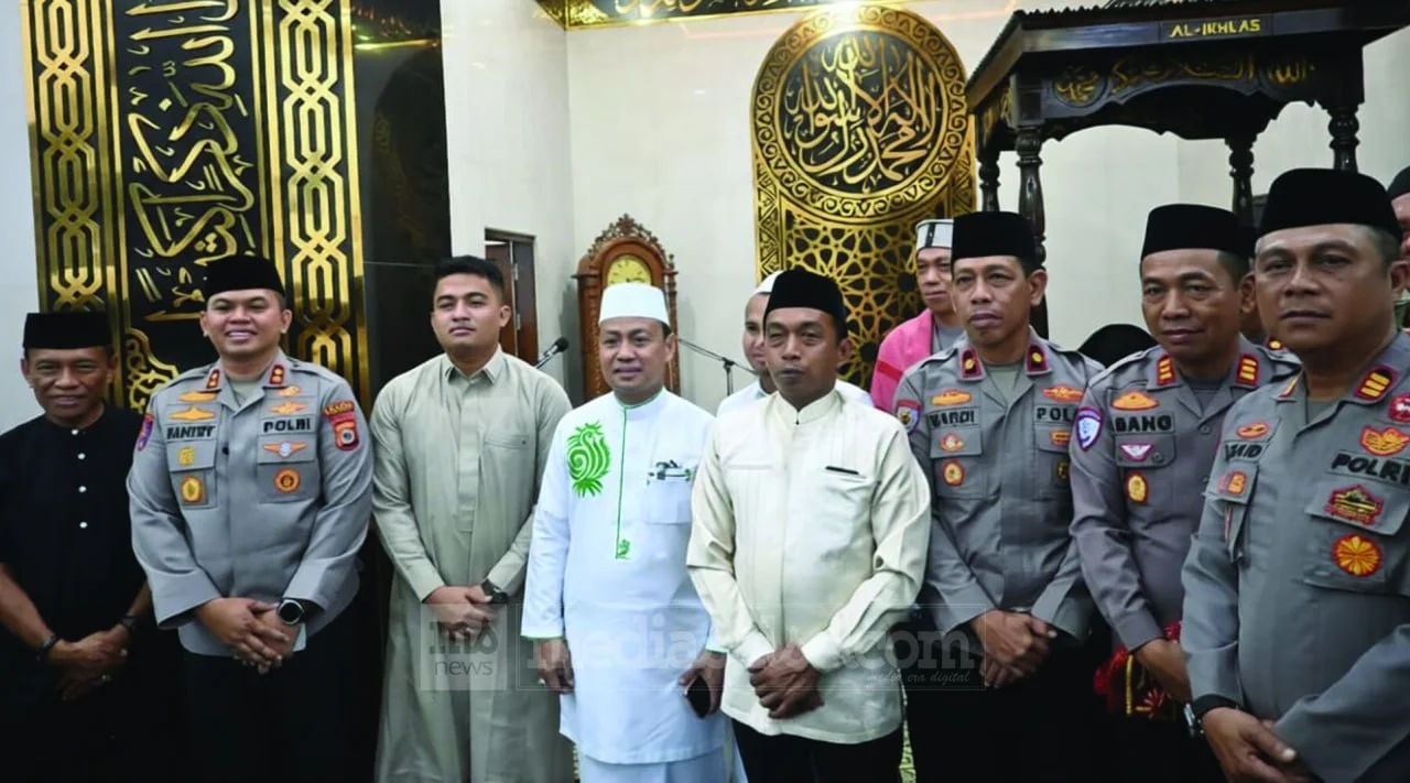Bupati Sidrap Hadiri Subuh Keliling di Masjid Al-Ikhlas Polres, Perkuat Sinergi Polisi dan Masyarakat