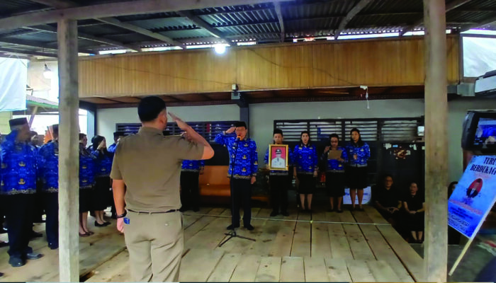 Toraja Berduka, Kadis Dukcapil Toraja Utara Yoel Tandiembong Dilepas Secara Resmi Pemda