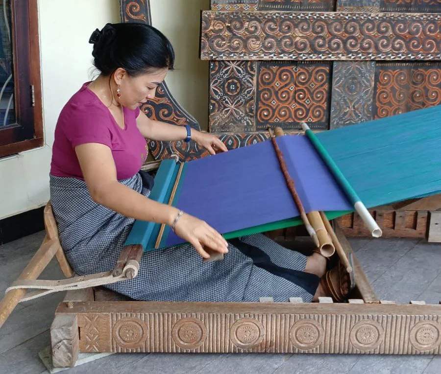 Bukan Sekadar Kain: Tenun Sa’dan, Cerita Leluhur yang Terajut di Toraja