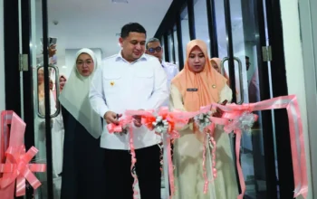 Resmikan Kantor Baru DWP Makassar, Munafri Minta Tidak Dijadikan Tempat Gosip, Namun Harus Lahirkan Inovasi 4 Resmikan Kantor Baru DWP Makassar, Munafri Minta Tidak Dijadikan Tempat Gosip, Namun Harus Lahirkan Inovasi