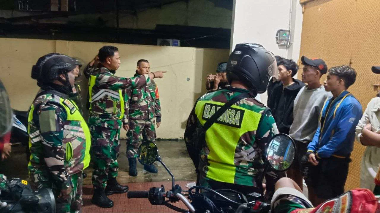 TNI Bubarkan Remaja Pesta Ballo saat Patroli Malam di Makassar, Dua Senjata Mainan Diamankan