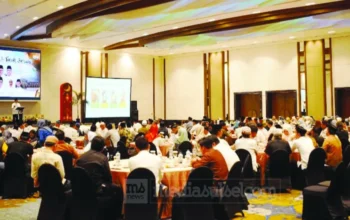 500 Alumni Padati Buka Puasa KAHMI Makassar, Momen Perpisahan Kepemimpinan Prof Andi Pangerang Moenta