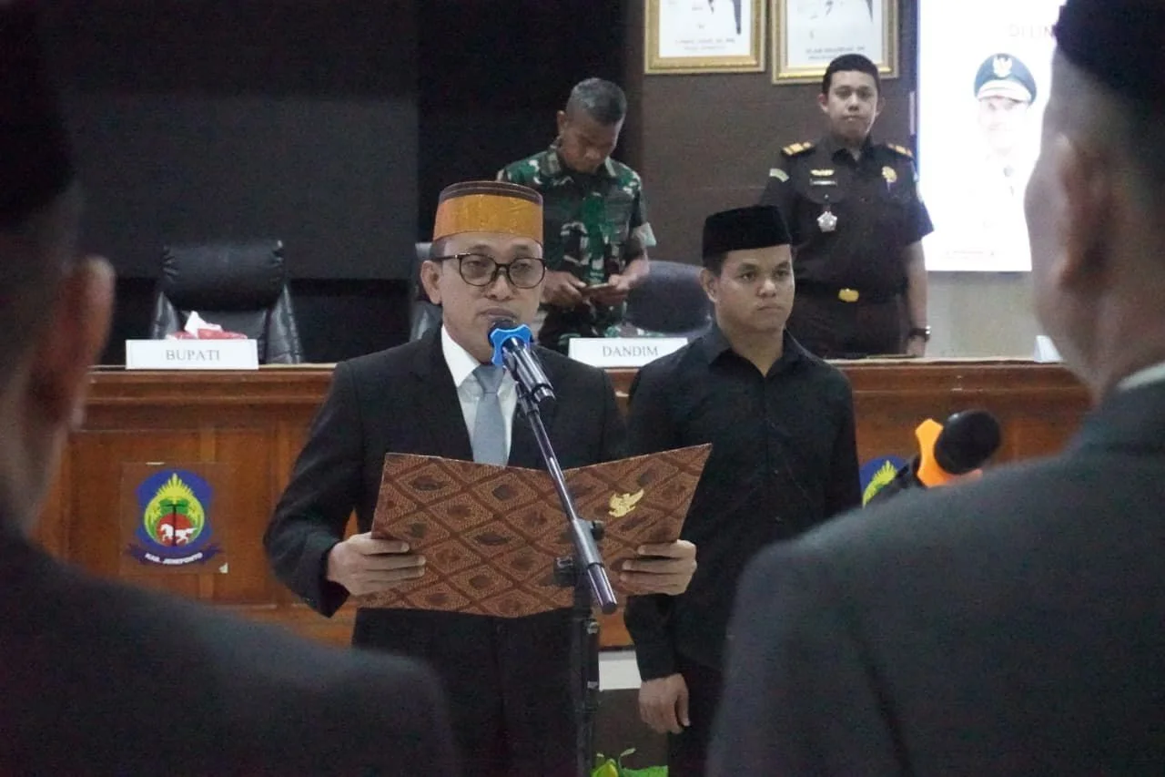 Bupati Jeneponto Lantik 7 Pejabat Pimpinan Tinggi Pratama, Paris Yasir: Jangan Ada Dua Matahari di Instansi