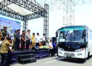 Gubernur Andi Sudirman Sulaiman Lepas 1.000 Pemudik Gratis dari CPI Makassar, 35 Bus Disiapkan ke 12 Daerah