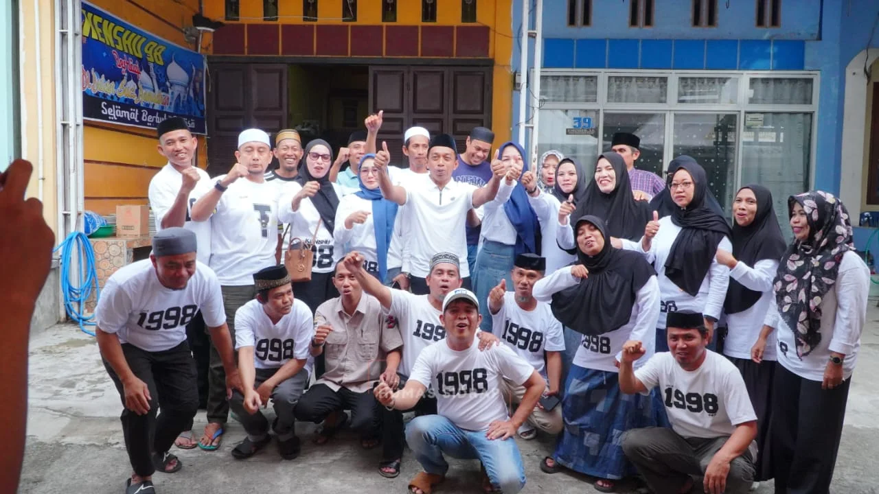 Hadiri Reuni SMA, Syaharuddin Alrif Ajak Warga Belanja di Sidrap dan Salat Id di Stadion Ganggawa