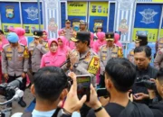Kapolda Sulsel & Ketua Bhayangkari Turun Langsung Cek Pos Mudik di Makassar, Klaim Kamtibmas Aman dan Kriminalitas Menurun