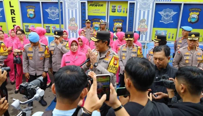 Kapolda Sulsel & Ketua Bhayangkari Turun Langsung Cek Pos Mudik di Makassar, Klaim Kamtibmas Aman dan Kriminalitas Menurun