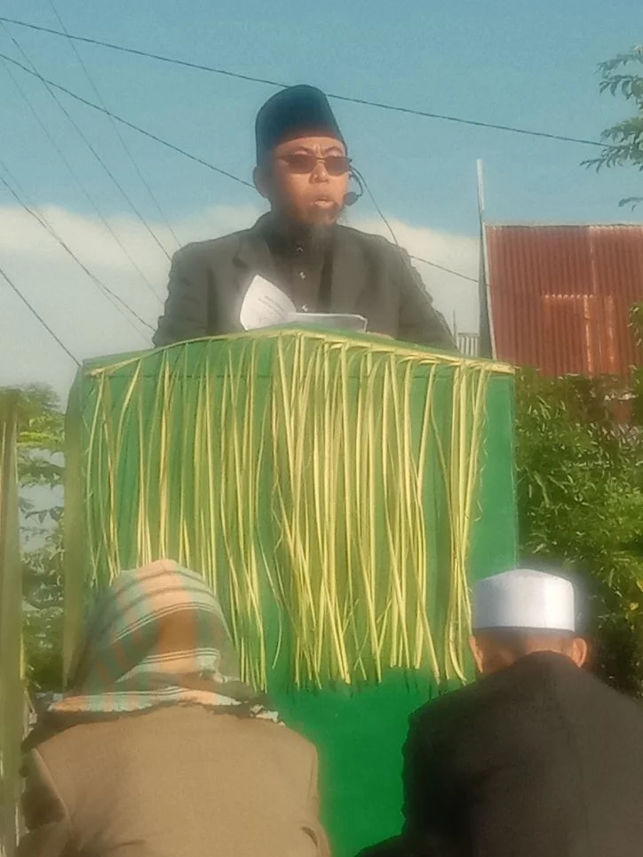Jamaah Salat Id Membludak di Lapangan Bontoa, Lurah  Bontoa Bacakan Sambutan Seragam Bupati Jeneponto 