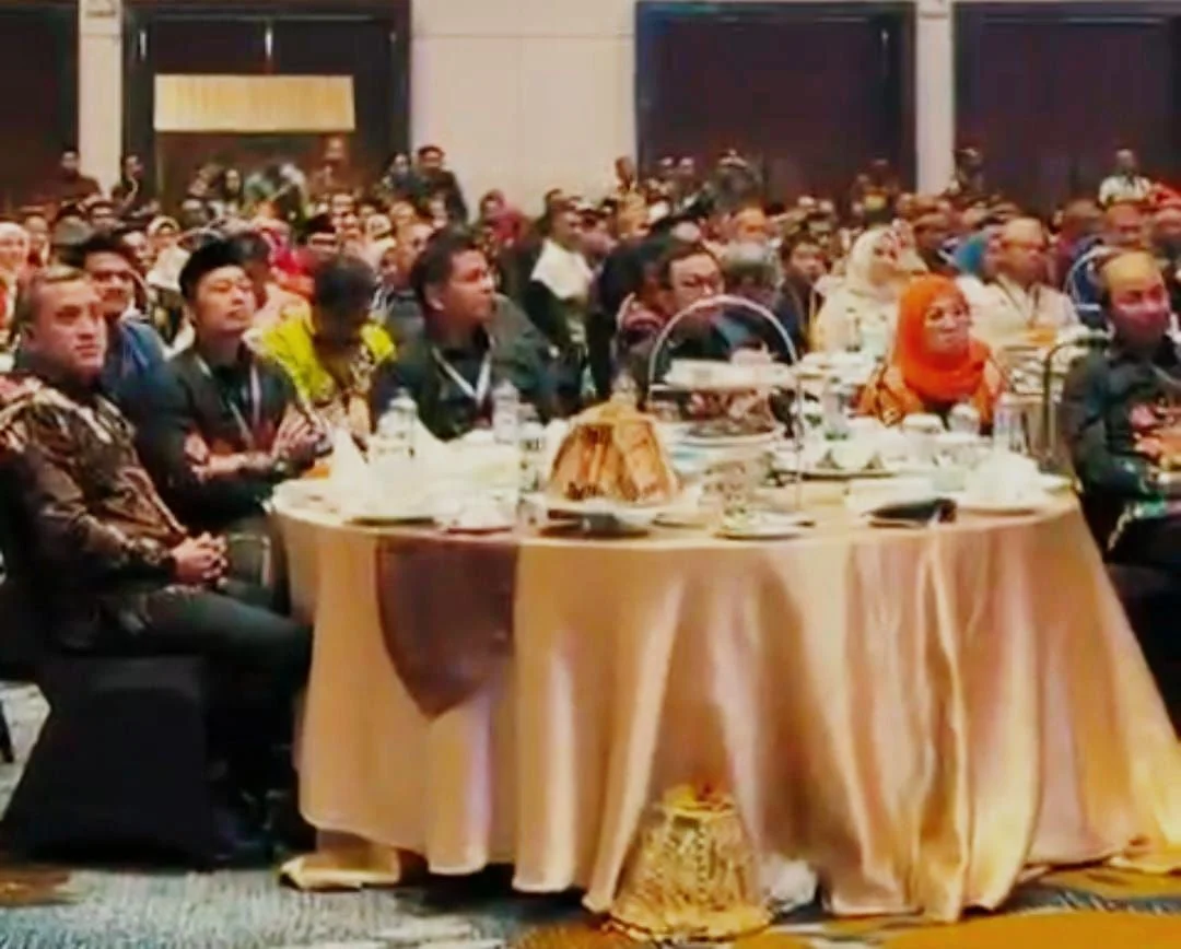 Dukung Pertumbuhan Ekonomi di Daerah dan Nasional, Bupati Paris Yasir Hadiri PSBM 2026 2 Dukung Pertumbuhan Ekonomi di Daerah dan Nasional, Bupati Paris Yasir Hadiri PSBM 2026
