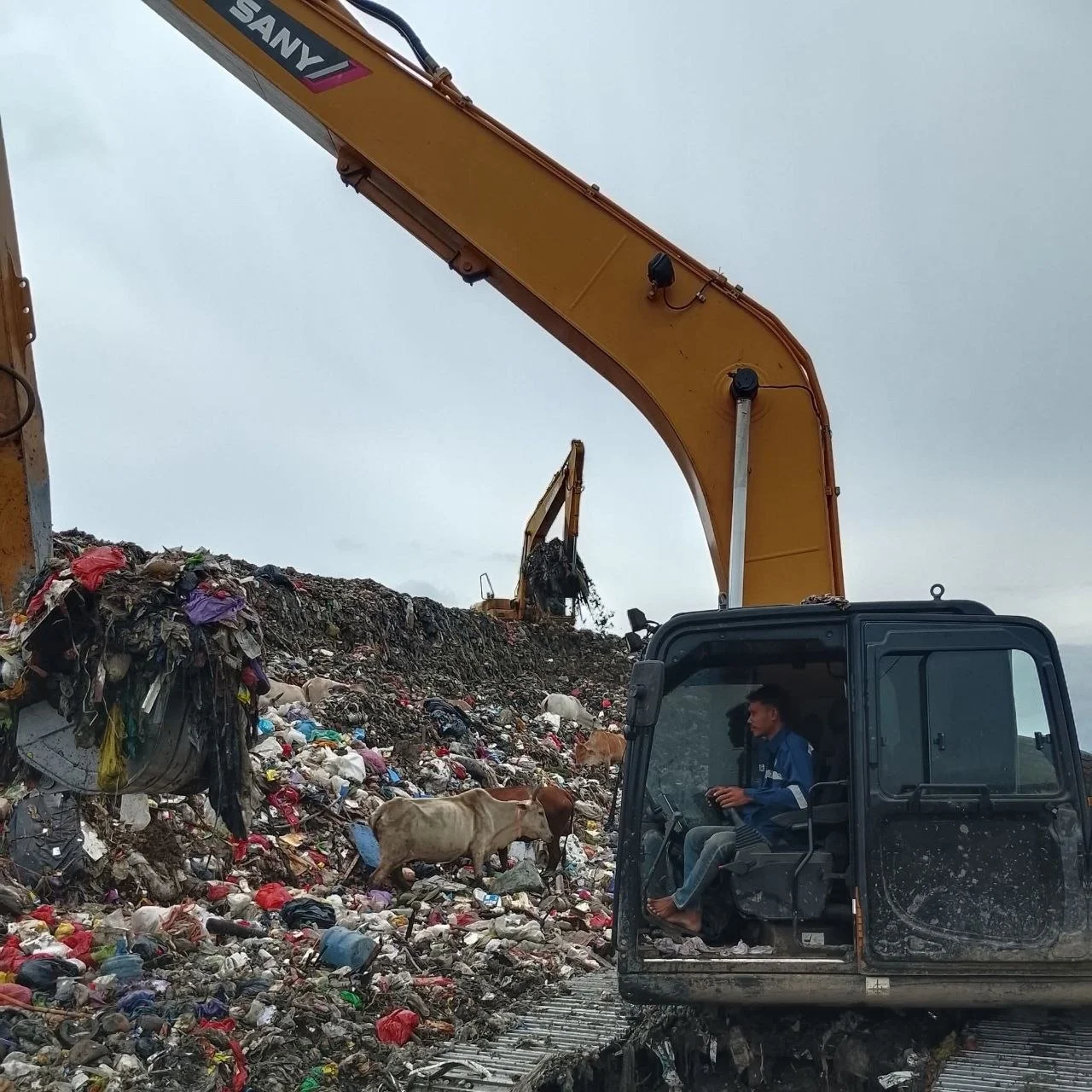Pemkot Makassar Anggarkan Rp23 Miliar Benahi Akses TPA Antang