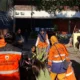 Camat Ujung Pandang Pimpin Jumat Bersih di Kantor Kecamatan