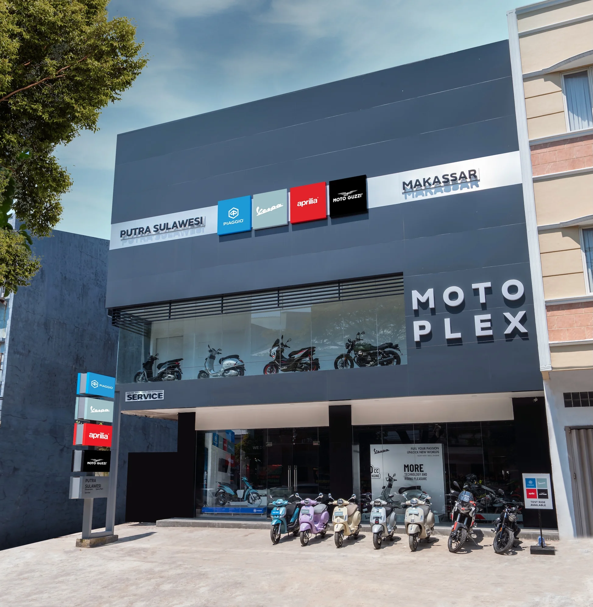 Piaggio Indonesia Buka Dealer Motoplex 4 Brand di Makassar 3 Piaggio Indonesia Buka Dealer Motoplex 4 Brand di Makassar